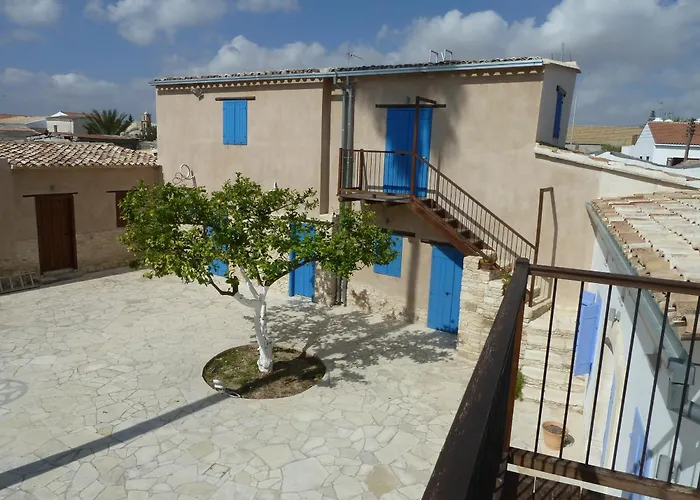 To Archontiko Tis Anastasias *