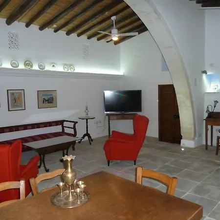 To Archontiko Tis Anastasias * Athienou