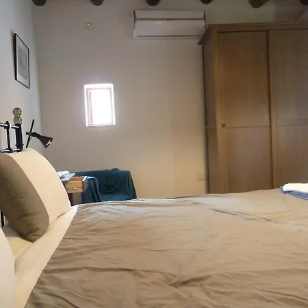 Ferienhaus To Archontiko Tis Anastasias Athienou